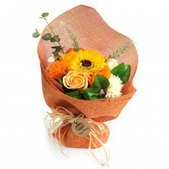 Bouquet de fleur en savon orange