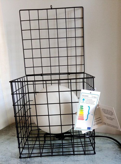 Lampe Boule en cage Design
